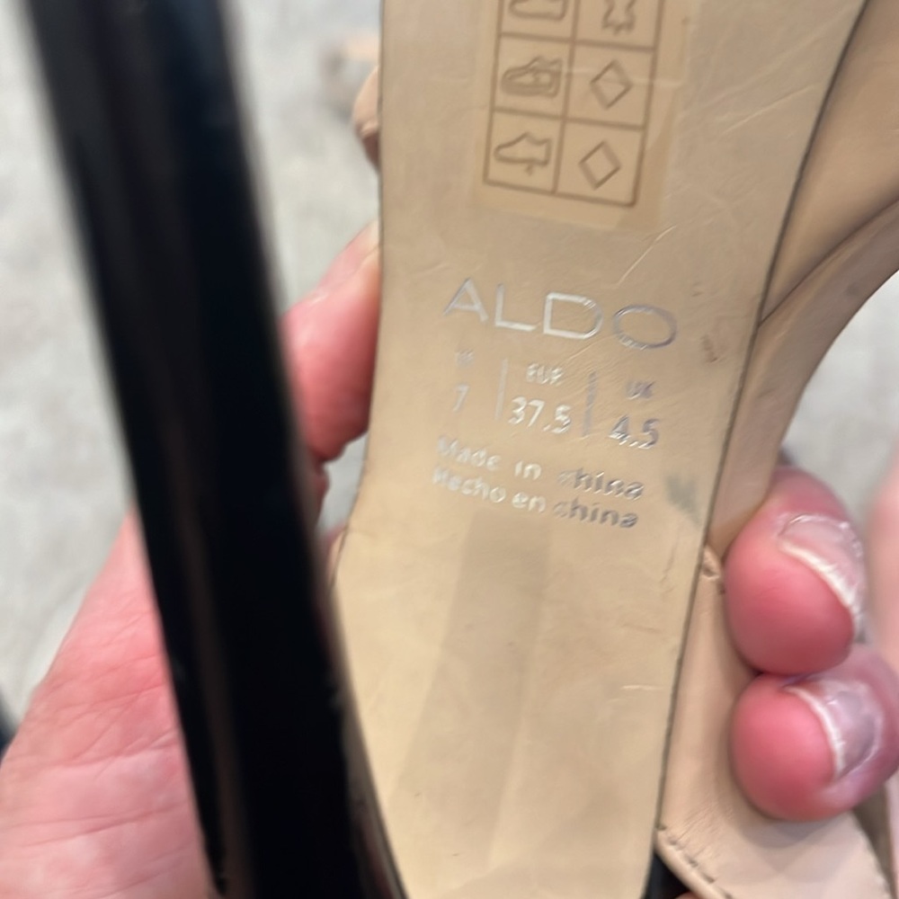 Aldo sandals platform size 7 in good used condition - Picture 6 of 6